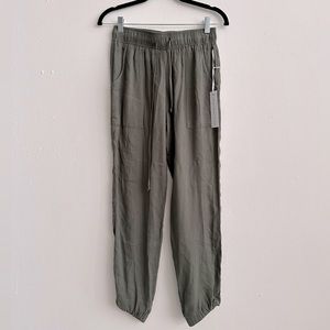 NWT Young Fabulous & Broke (YFB) Green Joggers Sz XS